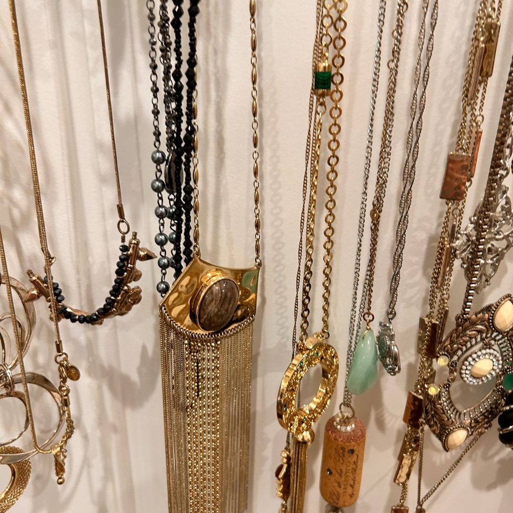 Multiple Necklace Collection - Picture 4 of 9